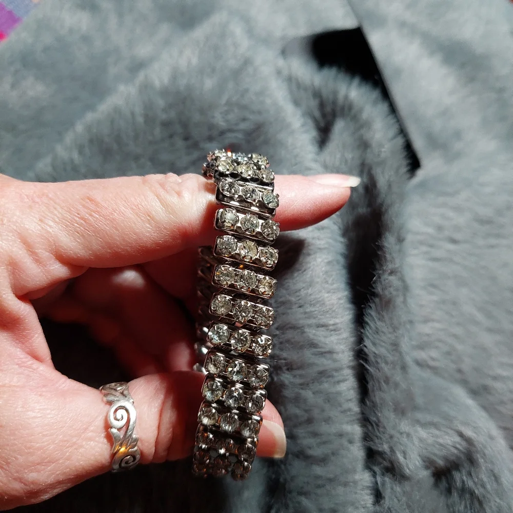 Vintage Rhinestone Set - Picture 2 of 5